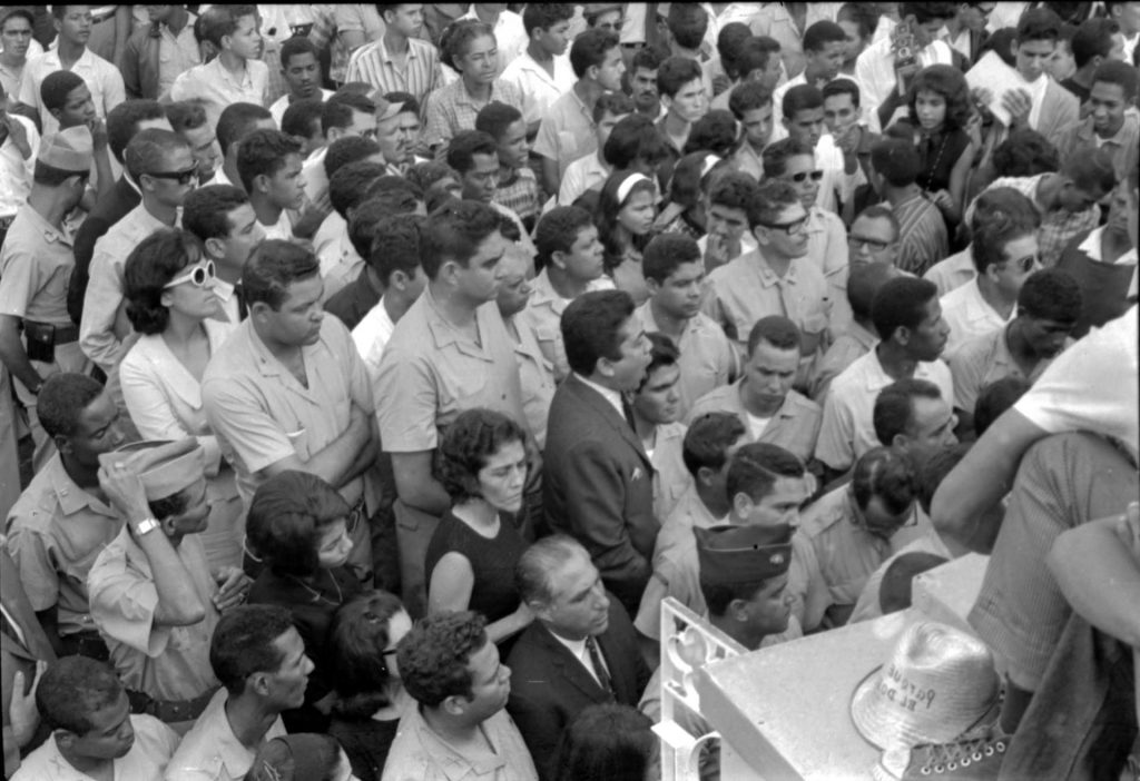 Acto a Fernández Domínguez en el cementerio