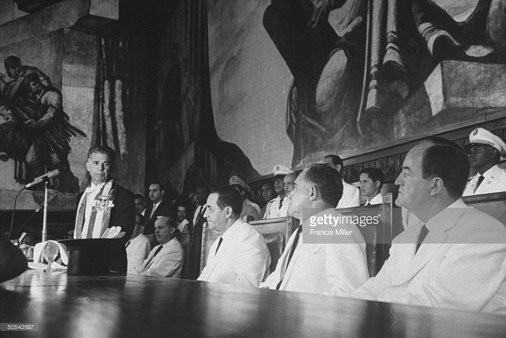 Presidente  Joaquín Balaguer en inauguración de nuevos funcionarios dominicanos